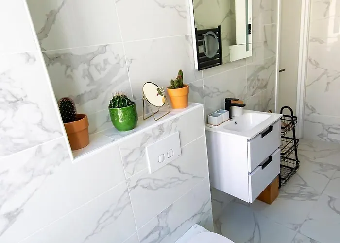 Elegant T2 Renove 4 Pers, Centre Nice, Climatise